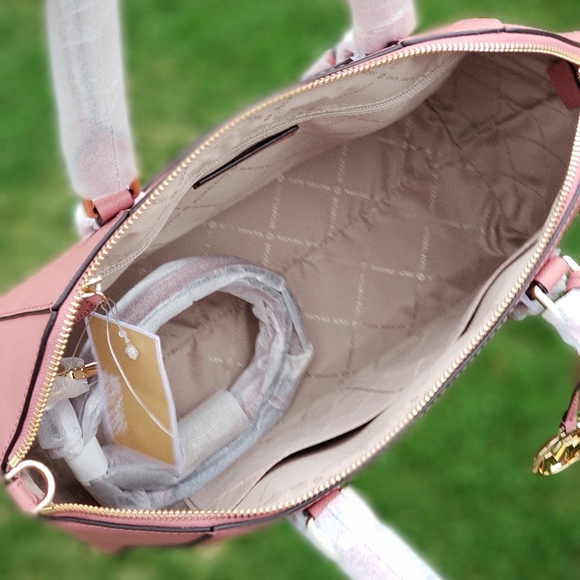 ⚠️LAST ONE⚠️ Michael Kors Ciara Large Satchel Pink - Picture 3 of 5